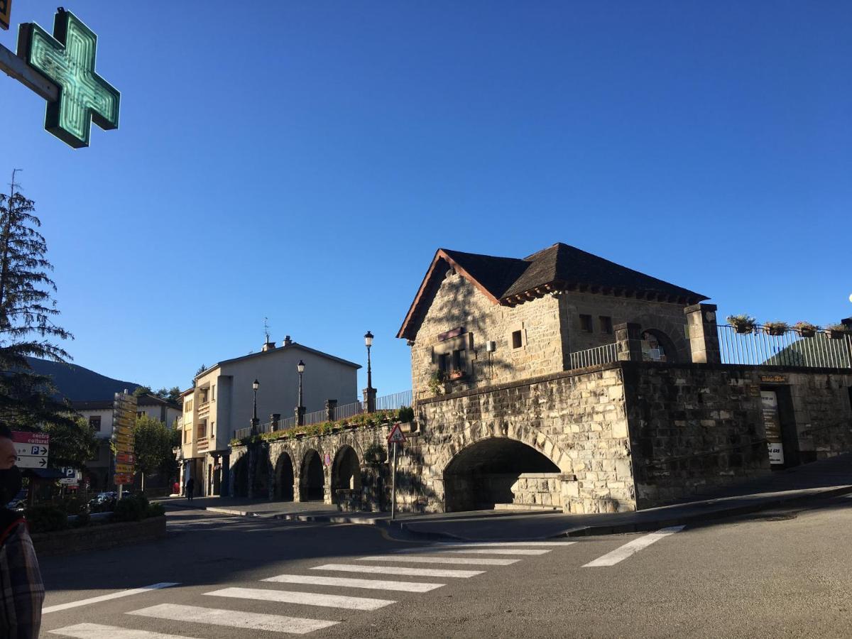 Apartament Biescas-Pirineo-Relax Zewnętrze zdjęcie
